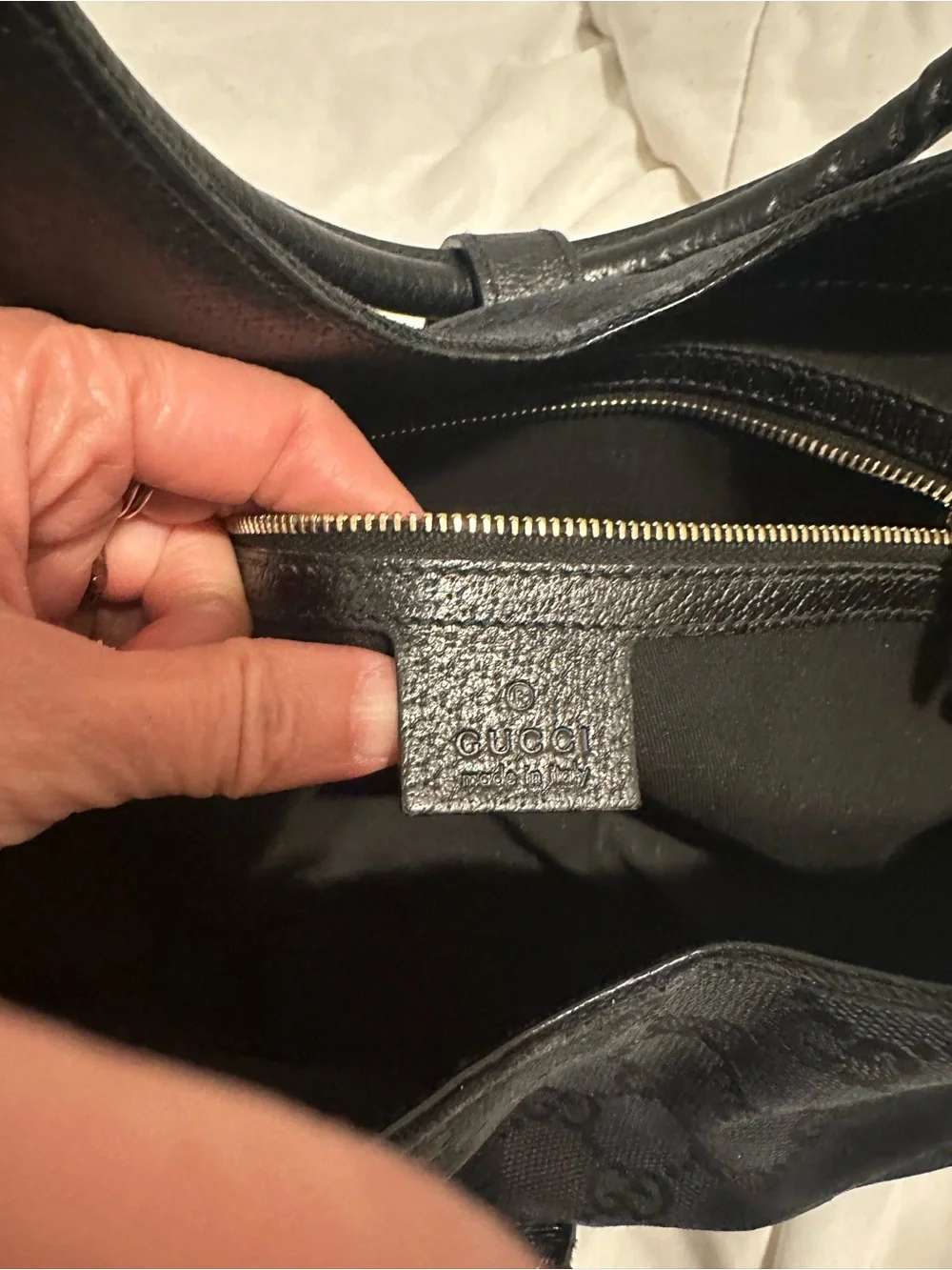 Gucci Black GG Jacquard Jackie Shoulder Bag with Gold Piston Lock - Picture 11 of 14